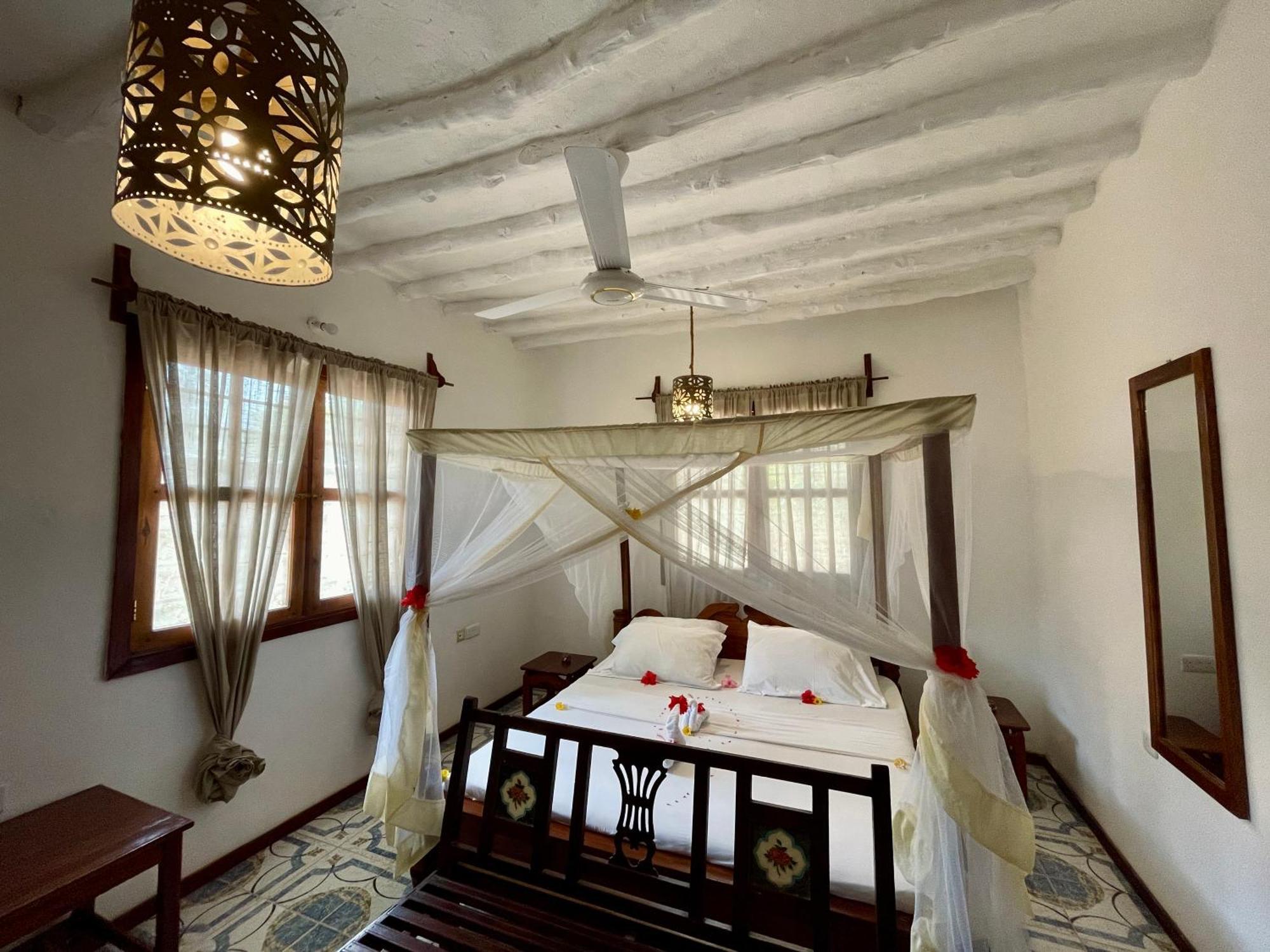 Villa Kipara - Private Beach & Pool Pwani Mchangani Εξωτερικό φωτογραφία